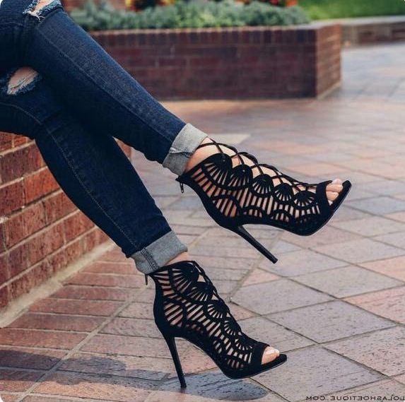 Lace high heels - Image 3